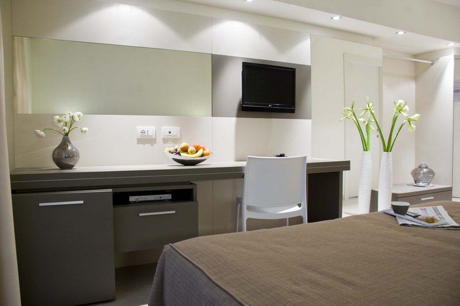 Hotel Cube ราเวนนา ภายนอก รูปภาพ